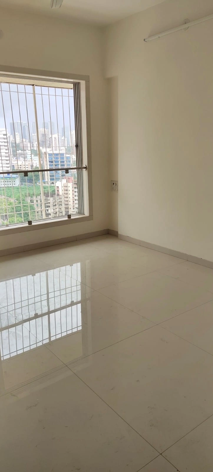 3 BHK Flat for rent in Goregaon West